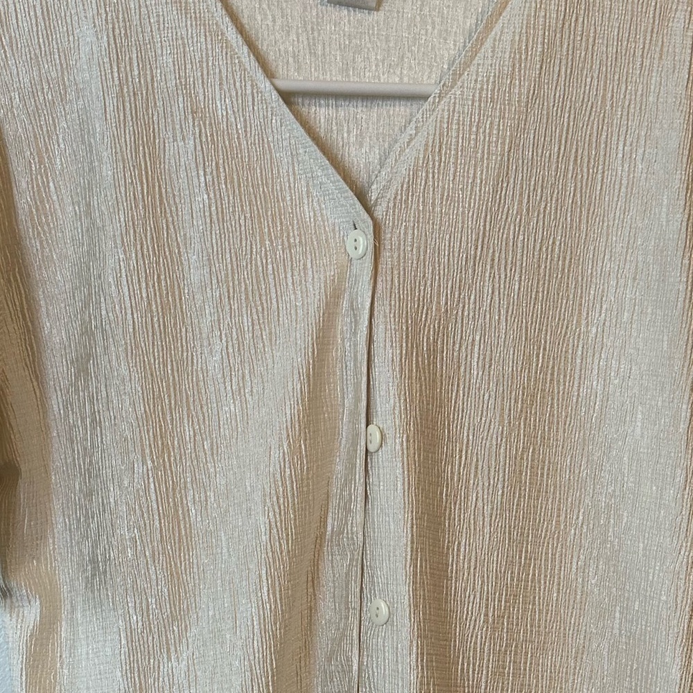 Vintage Button Down T-shirt - Picture 2 of 3